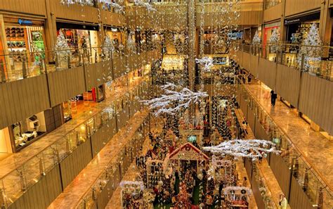 Orchard Central - Singapore Shopping Mall & Rooftop Garden