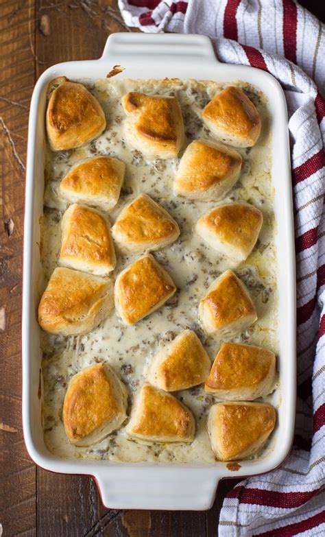 Biscuits and Gravy Casserole Recipe - Easy Breakfast Casserole