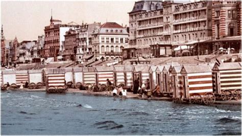 Victorians at the beach and the bizarre device called the “Bathing ...