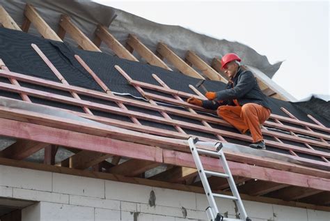 4 tips for choosing the best commercial roofing contractors