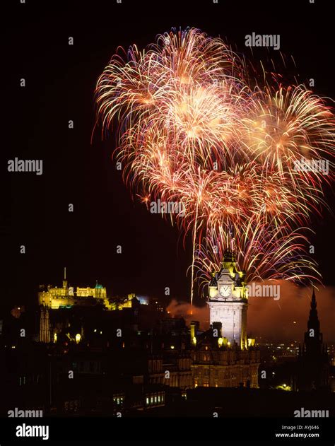 Festival fireworks View of Edinburgh Castle and the Balmoral Hotel ...