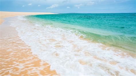 Download Beach Horizon Sand Turquoise Sea Nature Ocean HD Wallpaper