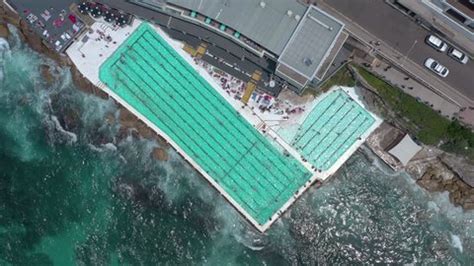 Aerial View Bondi Beach Bondi Bay Stock Photo 610612742 | Shutterstock