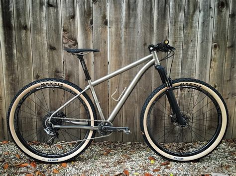 Twin Six Standard Ti 29 - 91001's Bike Check - Vital MTB