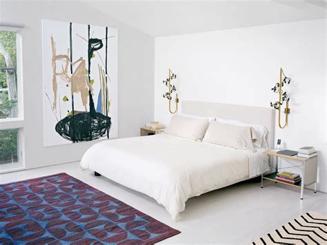Minimalist Simple Bedroom Design For Small Space - There are a few ...