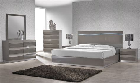 Grey Contemporary Bedroom Sets : Modrest Geneva Contemporary Brown Oak & Grey Bedroom Set ...