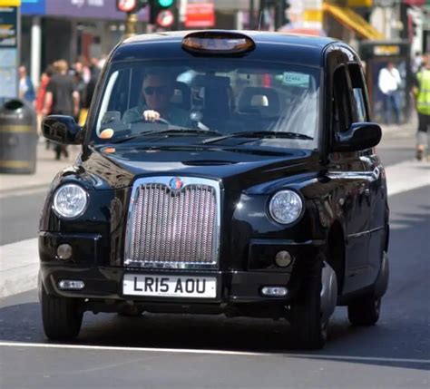 How to Become a London Black Cab Driver | Career Boss