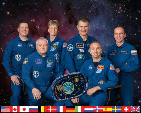 Expedition 52 Crew – Spaceflight101 – International Space Station