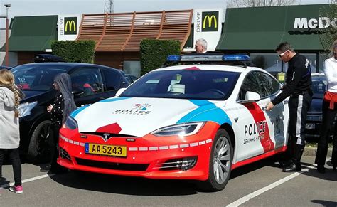 Tesla Model S Police Luxembourg | dav | crash71100 | Flickr