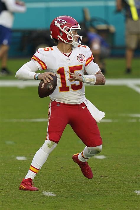 Chiefs' Mahomes to test Saints' 'D' | Northwest Arkansas Democrat-Gazette