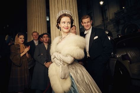 Preview The Crown's Gorgeous Costumes Before You Binge-Watch This ...