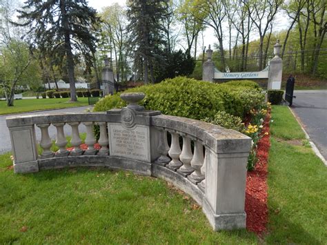 Memory Gardens Cemetery and Memorial Park in Colonie, New York - Find a Grave Cemetery