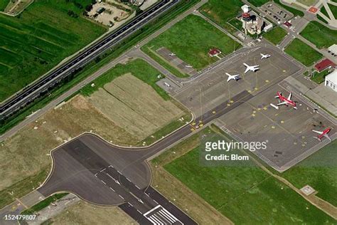 Firenze Peretola Airport Photos and Premium High Res Pictures - Getty Images