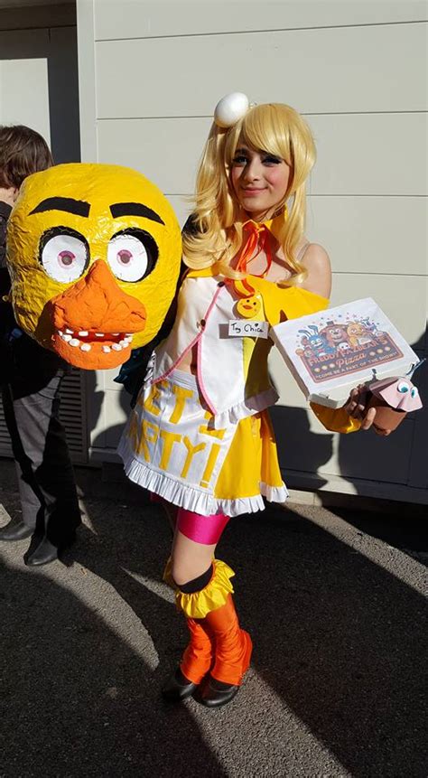 Five Nights At Freddy's - Toy Chica Cosplay by NuttyBlue on DeviantArt