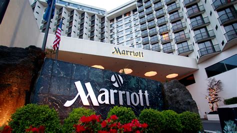 Marriott will require guests to wear masks in lobbies, public spaces