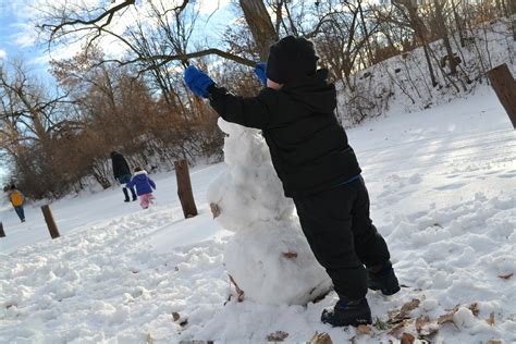 Outdoor Winter Activities to Try this Season