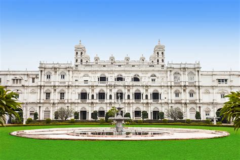 Palaces In India - Find 5 Famous Royal Palaces In India At Makaaniq