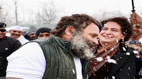 Rahul Gandhi, sister Priyanka Gandhi engage in snowball fight during ...