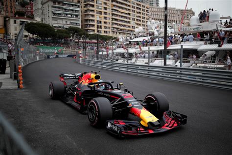 2018 Monaco GP - Daniel Ricciardo (Red Bull) [3500x2334] : F1Porn