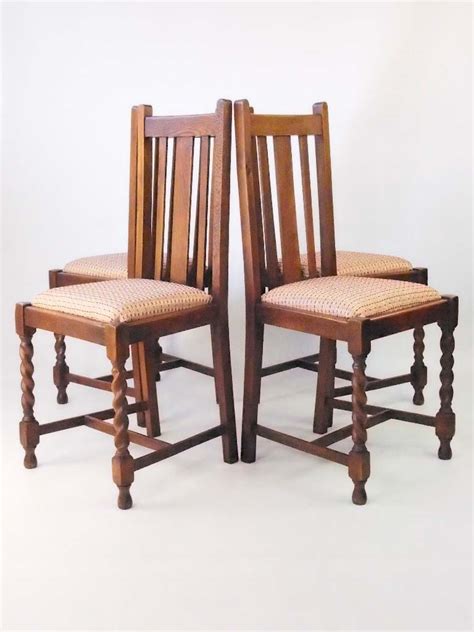 Set 4 Vintage Oak Dining Chairs Circa 1920s