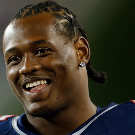 Patriots Lacking Jerod Mayo, but Dont'a Hightower Provides a Different ...