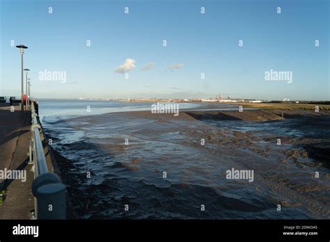 Avonmouth port lock hi-res stock photography and images - Alamy