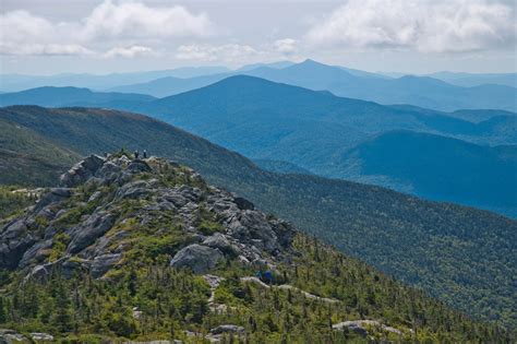 Hiking Shenandoah: Mount Mansfield from Toll Road