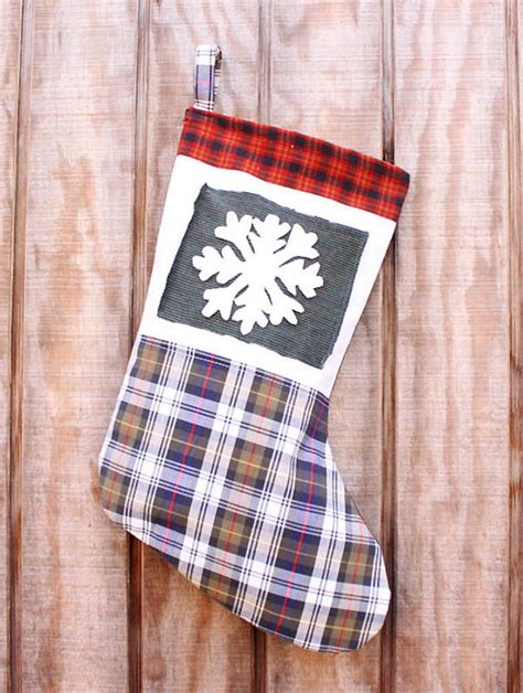 15 Christmas Stocking Quilt Patterns | FaveQuilts.com