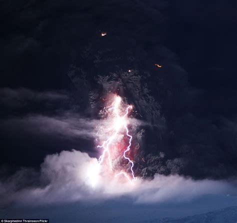 Iceland volcano eruption: The terrifying cauldron of lava and lightning ...