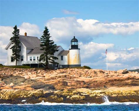 Maine Lighthouse Photos @ eTravelMaine