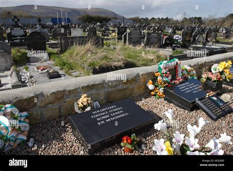 Bobby Sands grave, Republican Plot, Milltown Cemetery, Belfast ...