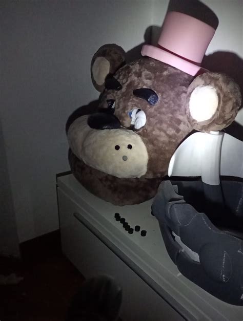 3D printable Freddy Fazbear Head Mask for Cosplays • made with Elegoo Neptune 3 Plus・Cults