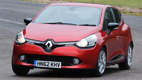 Renault Clio Dynamique Nav review | Carbuyer