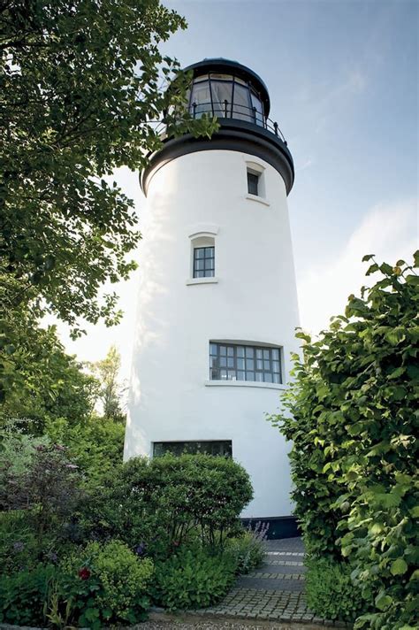 7 Lighthouses In The UK You Can Stay The Night In