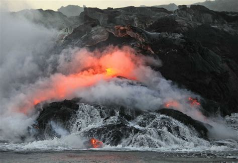 Undersea Volcanoes Explode Dramatically | oceanbites