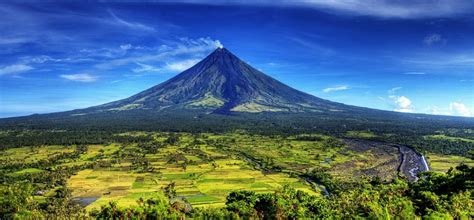 Mayon Volcano Natural Park on list of nominees for World Heritage ...