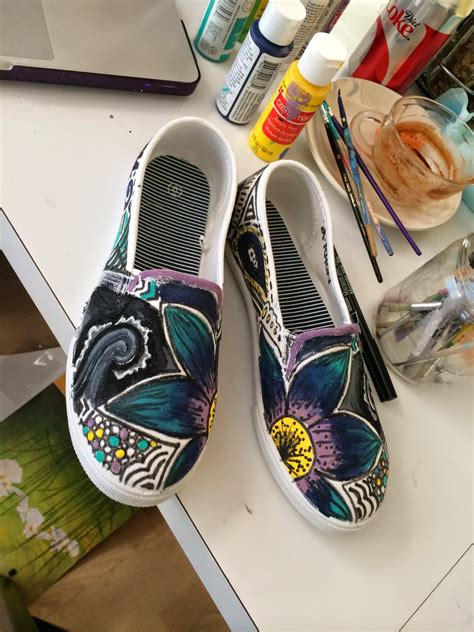 Creative Daydreamin: Painted Shoes