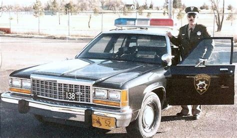 Wyoming Highway Patrol 1980s Ford Crown Victoria | Police cars, Old police cars, Emergency vehicles