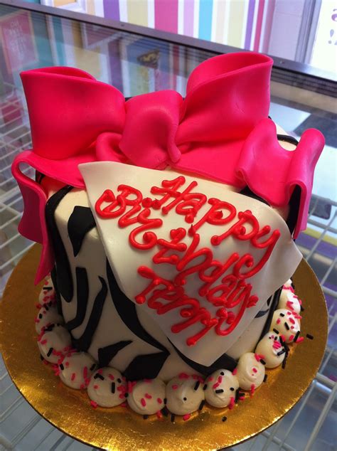 Leah's Sweet Treats: Custom Birthday Cakes Celebration Cakes at Leah's Sweet Treats Fort Worth TX