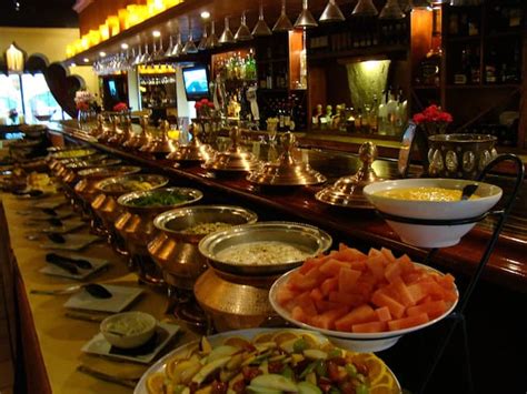 Indian Lunch Buffet: The Best Indian Cuisine in Town