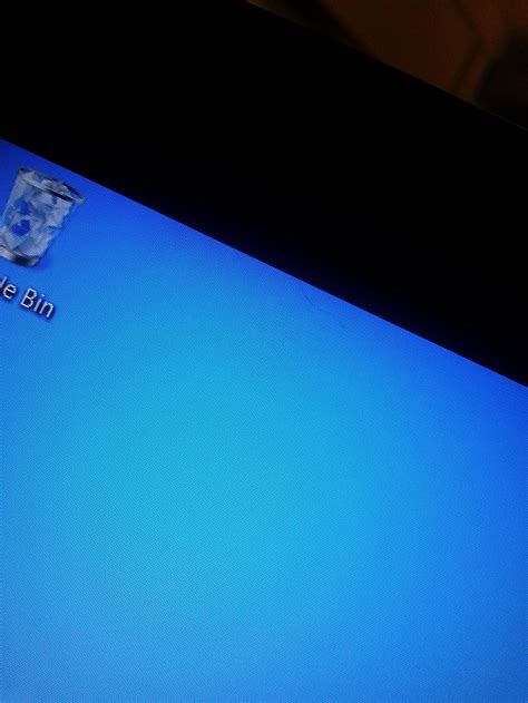 Just got new laptop. Is this set of dead pixels? Looks like a tiny hair ...