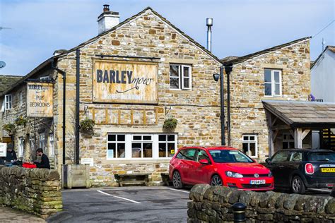 Barley Mow pub & restaurant , Barley , Lancashire - March … | Flickr