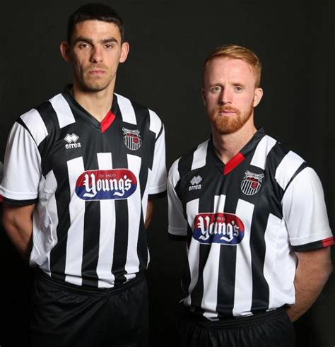 Grimsby Town Kit 2015-16