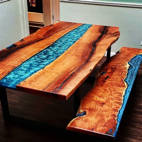 Cedar Dining Room Tables