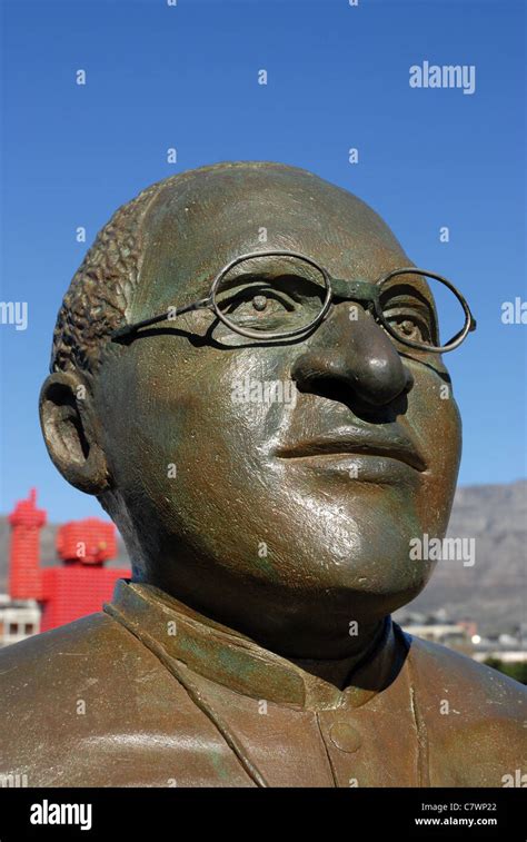 bust of Desmond Tutu, Nobel Peace Prize winner, Nobel Square, V & A ...