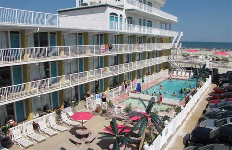 Paradise Oceanfront Resort (Wildwood Crest, NJ) - Resort Reviews ...