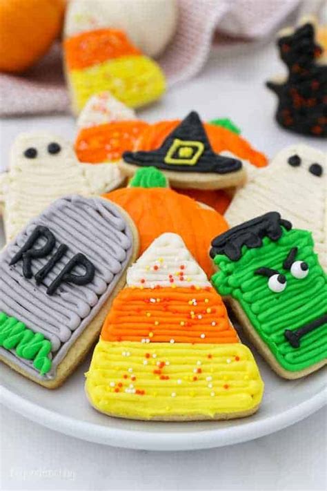 Halloween Sugar Cookies | Beyond Frosting