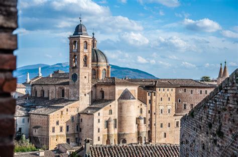 Panoramic view of Urbino - Marche, Italy - www.rossiwrites.com - Rossi Writes