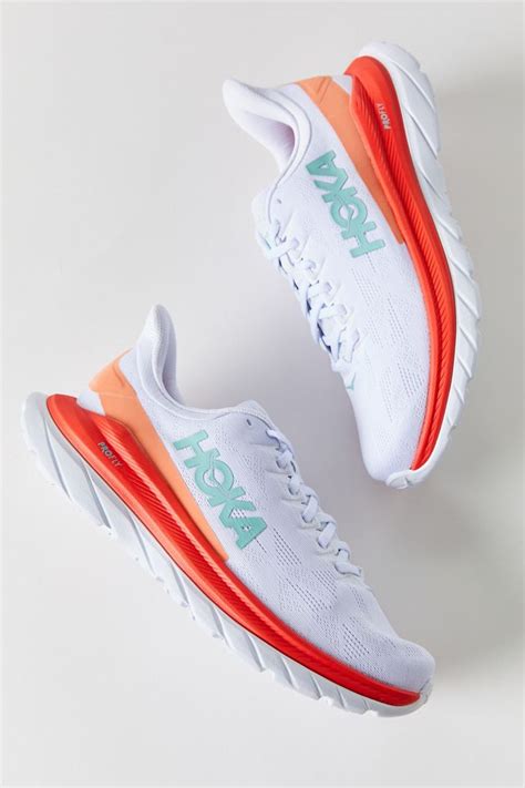 HOKA ONE ONE® Mach 4 Women’s Sneaker | Urban Outfitters