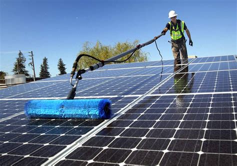 How To Choose The Right Solar Panel Cleaning Service In Mackay